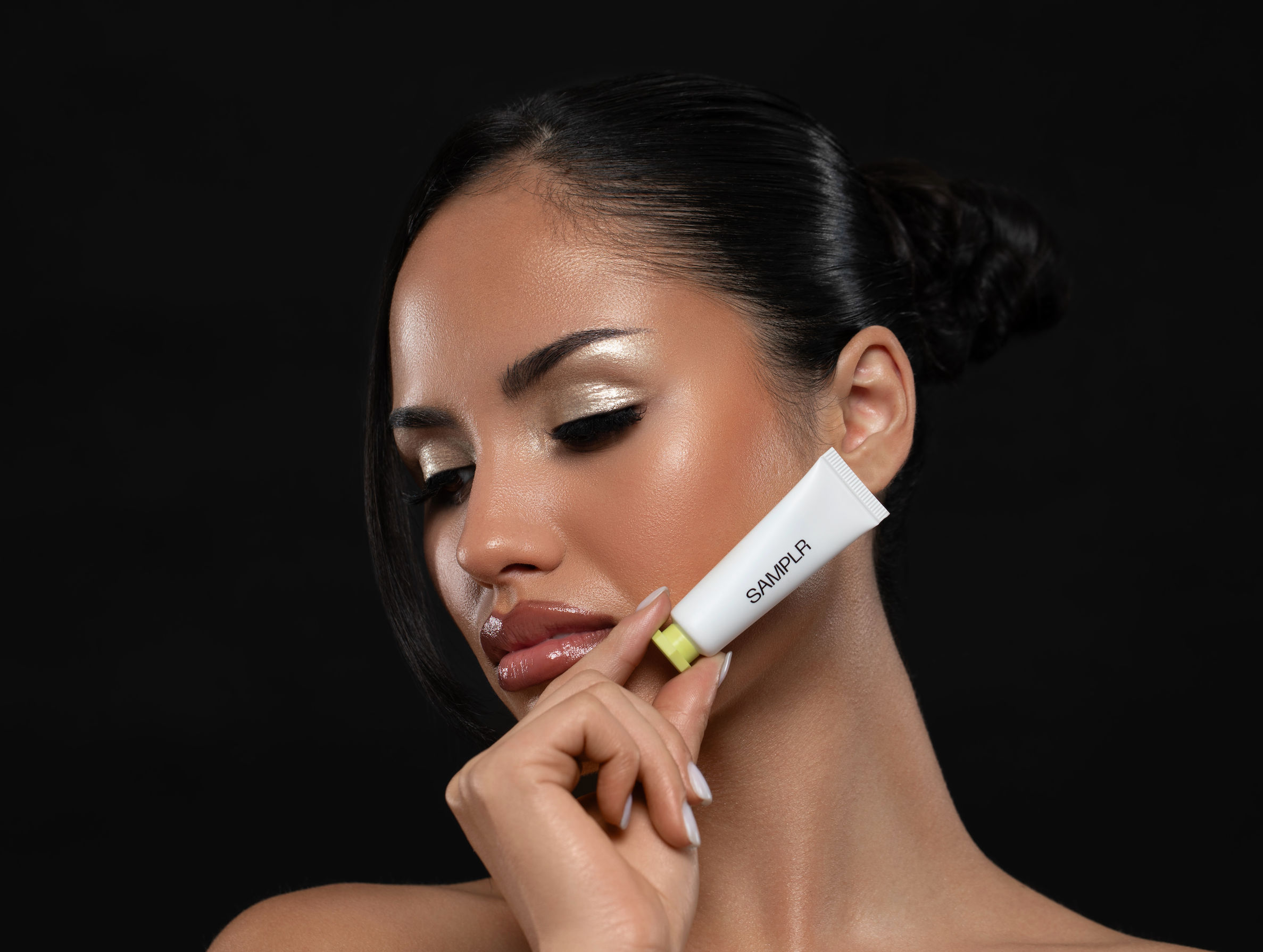 Party-Ready Glam: The Ultimate COLOUR_HIT